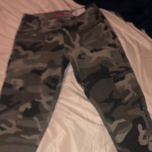 camo pants